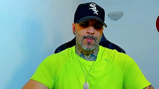 JoshRigby online show from June 12, 7:13 pm