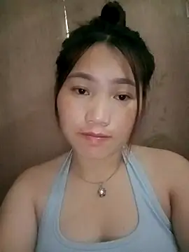 Snapshot of min-xinh chatting on October 31, 12:44 am min-xinh online show from October 31, 12:44 am