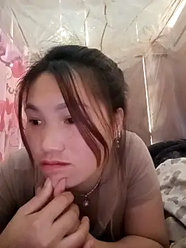 Snapshot of min-xinh chatting on November 15, 6:33 am min-xinh online show from November 15, 6:33 am