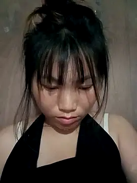 min-xinh online show from May 9, 8:52 am