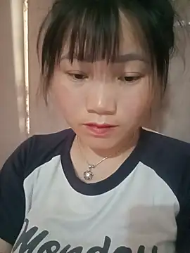 min-xinh online show from May 14, 8:54 am