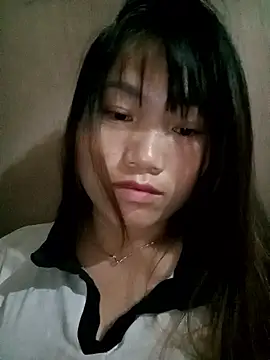 min-xinh online show from June 15, 10:23 pm