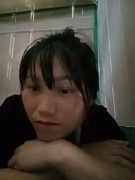 min-xinh online show from June 17, 2:47 am