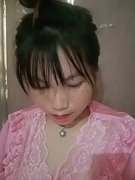 min-xinh online show from June 29, 2:18 am