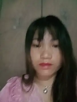 min-xinh online show from July 2, 8:15 pm
