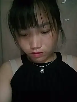 min-xinh online show from July 12, 9:28 pm