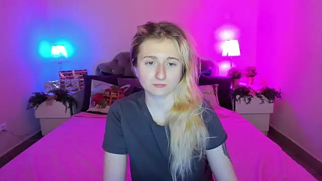 CamillaDreamer online show from January 5, 5:38 pm