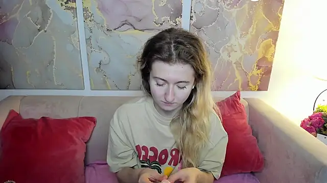 CamillaDreamer online show from June 7, 7:28 pm