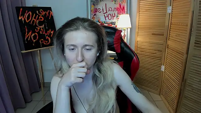 CamillaDreamer online show from July 22, 5:05 pm