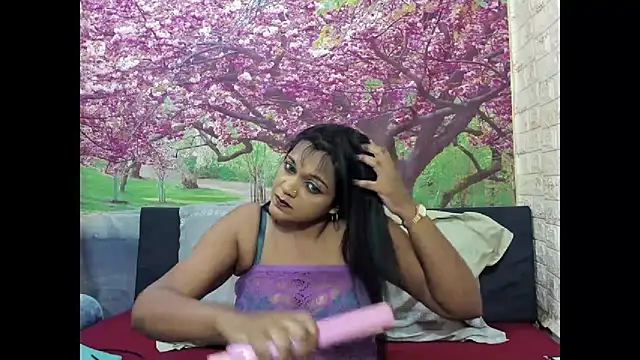 indianswtbella online show from July 6, 5:04 am