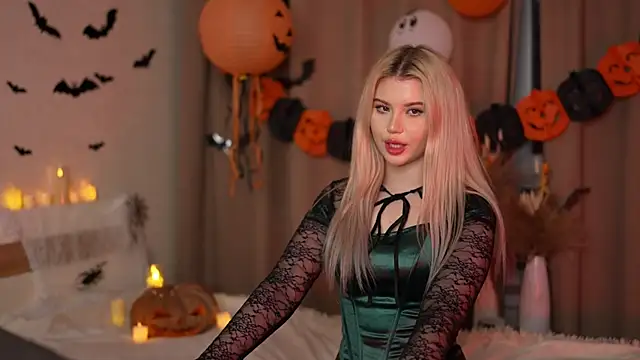 AshleyNikoo online show from October 29, 3:58 pm