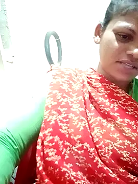 Snapshot of SHMA-77 chatting on October 2, 7:10 pm SHMA-77 online show from October 2, 7:10 pm