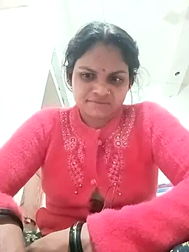 Snapshot of SHMA-77 chatting on November 10, 5:45 pm SHMA-77 online show from November 10, 5:45 pm