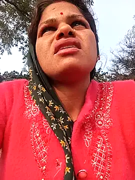 Snapshot of SHMA-77 chatting on November 27, 3:52 am SHMA-77 online show from November 27, 3:52 am