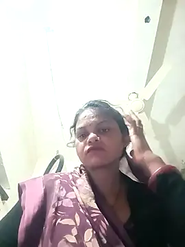 Snapshot of SHMA-77 chatting on February 14, 12:29 am SHMA-77 online show from February 14, 12:29 am