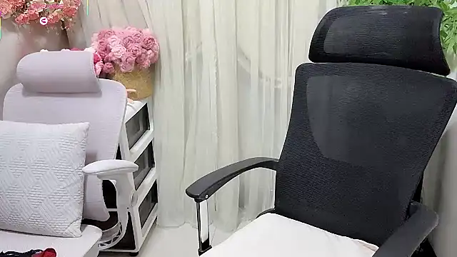 NEWONETO online show from July 25, 11:52 am