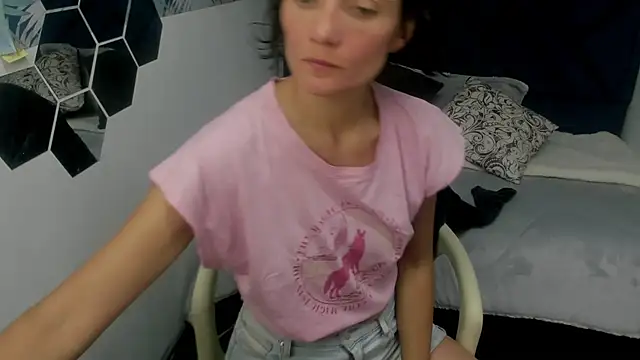 Snapshot of Valery_More__ chatting on October 26, 3:07 pm Valery More online show from October 26, 3:07 pm