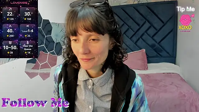 Snapshot of Valery_More__ chatting on July 21, 12:29 pm Valery More online show from July 21, 12:29 pm