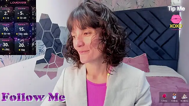 Snapshot of Valery_More__ chatting on July 22, 1:47 pm Valery More online show from July 22, 1:47 pm