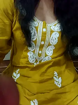 Meenu rani6 online show from October 2, 7:15 am