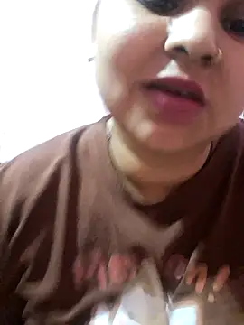 Snapshot of Mamta-Thakur chatting on October 28, 6:32 pm Mamta-Thakur online show from October 28, 6:32 pm