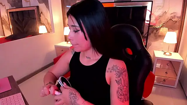 Snapshot of SusanVilla chatting on May 29, 7:45 pm SusanVilla online show from May 29, 7:45 pm