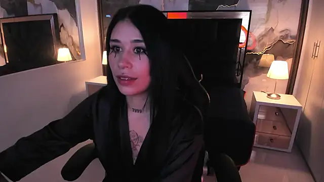 Snapshot of SusanVilla chatting on June 1, 7:37 pm SusanVilla online show from June 1, 7:37 pm