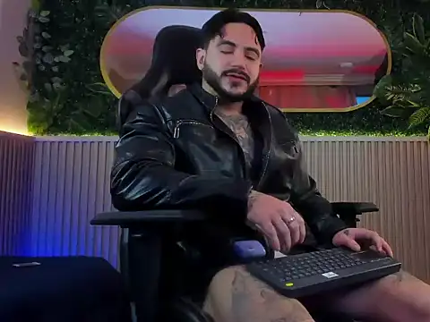 Snapshot of Dante_Dimarco chatting on November 14, 10:29 pm Dante Dimarco online show from November 14, 10:29 pm