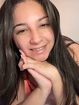 Snapshot of cotearaya01 chatting on November 13, 2:32 am cotearaya01 online show from November 13, 2:32 am