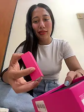 Amelia Rivas online show from July 9, 6:34 pm