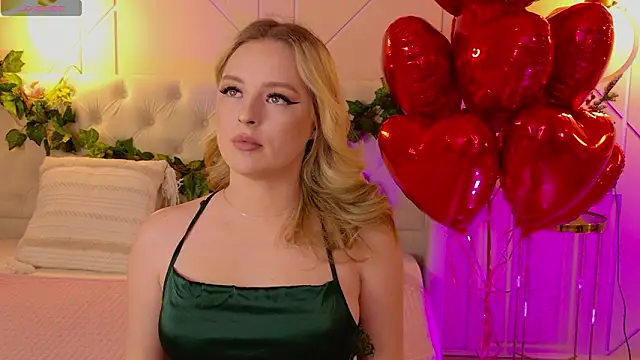 EllyLinn online show from February 12, 5:19 pm