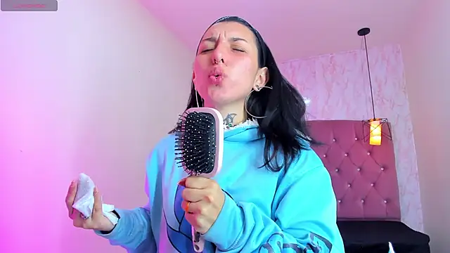 Iris  77 online show from November 24, 11:43 am