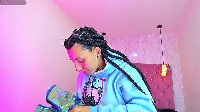 Iris  77 online show from November 27, 11:23 am