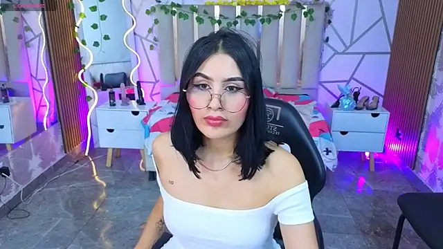 Snapshot of casse_tay chatting on July 18, 3:54 am casse tay online show from July 18, 3:54 am