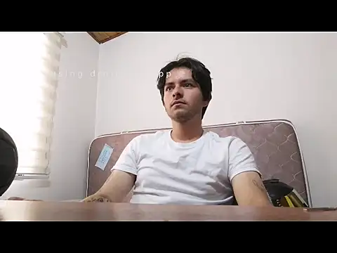 Kael D online show from October 12, 6:18 pm