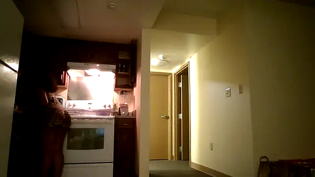 Snapshot of bellacagyal chatting on October 12, 2:43 am bellacagyal online show from October 12, 2:43 am