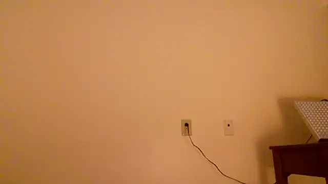 Snapshot of bellacagyal chatting on November 9, 5:06 am bellacagyal online show from November 9, 5:06 am