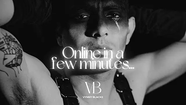 Snapshot of VynnyBlacke_ chatting on October 23, 8:18 pm VynnyBlacke online show from October 23, 8:18 pm