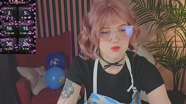 luna son online show from September 27, 9:53 pm