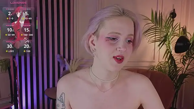 luna son online show from November 23, 6:02 am