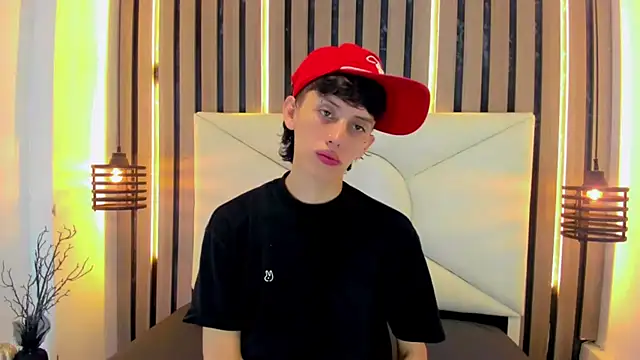 thaigo twink38 online show from July 7, 4:37 am