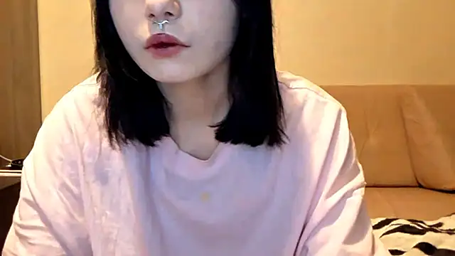 Beeping Creature online show from January 17, 4:11 pm