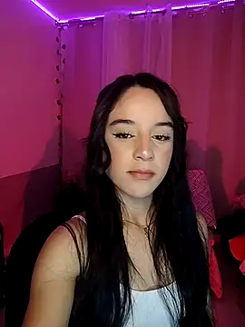 Snapshot of tamara_vald chatting on October 17, 3:53 am tamara vald online show from October 17, 3:53 am