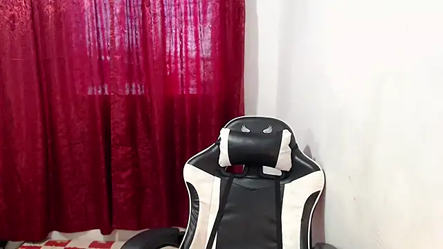 Snapshot of Teamo_kiara chatting on October 30, 1:29 am Teamo kiara online show from October 30, 1:29 am