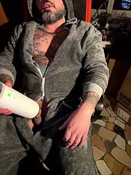 marcotatuatooo online show from January 8, 9:50 pm