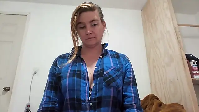 Snapshot of vagimosa chatting on November 5, 3:28 am vagimosa online show from November 5, 3:28 am