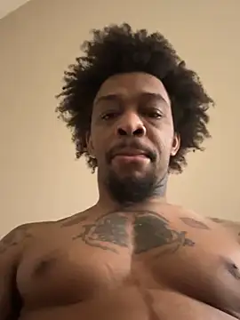 Snapshot of thefreakscomeoutatnight chatting on October 24, 2:57 pm thefreakscomeoutatnight online show from October 24, 2:57 pm