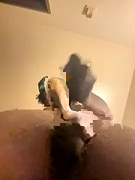 Snapshot of thefreakscomeoutatnight chatting on October 31, 1:06 am thefreakscomeoutatnight online show from October 31, 1:06 am