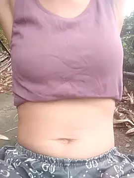 Snapshot of Khanhu_xx chatting on October 4, 2:31 am Khanhu xx online show from October 4, 2:31 am