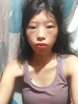 Snapshot of Khanhu_xx chatting on October 8, 11:02 pm Khanhu xx online show from October 8, 11:02 pm